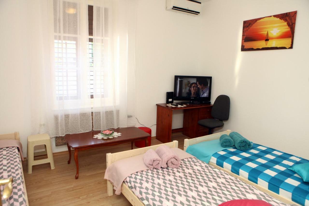 Apartma Grof Koper Exterior photo